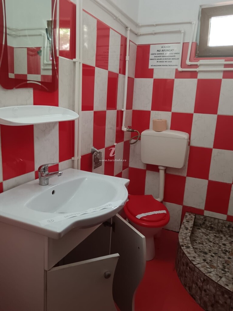 Camere de închiriat Casa Andra