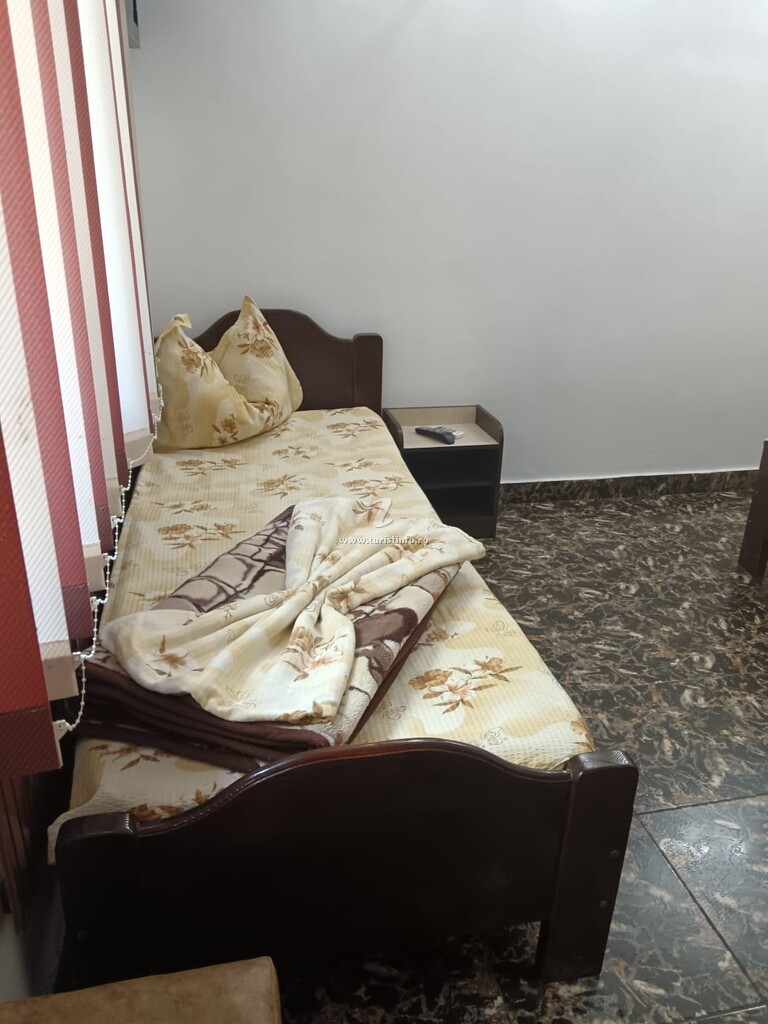 Camere de închiriat Casa Andra