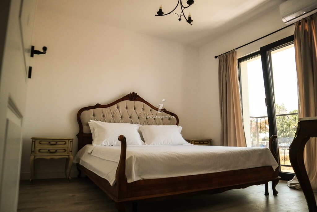 Apartamente Konac Regesc