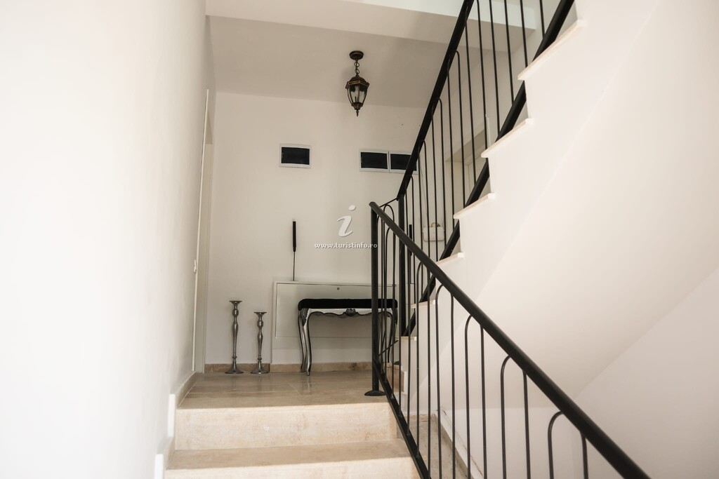 Apartamente Konac Regesc