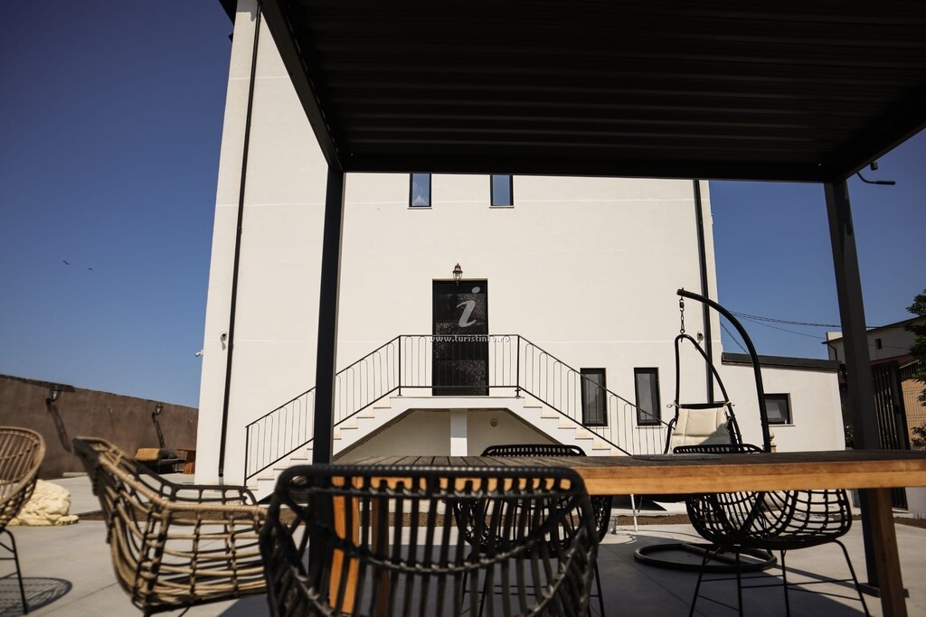 Apartamente Konac Regesc