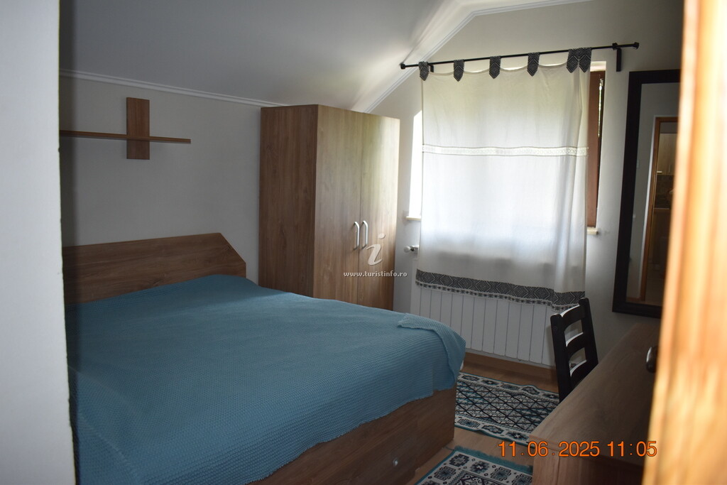 Casa Capra Cu Trei Iezi
