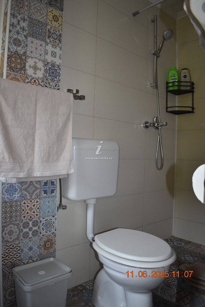 Casa Capra Cu Trei Iezi