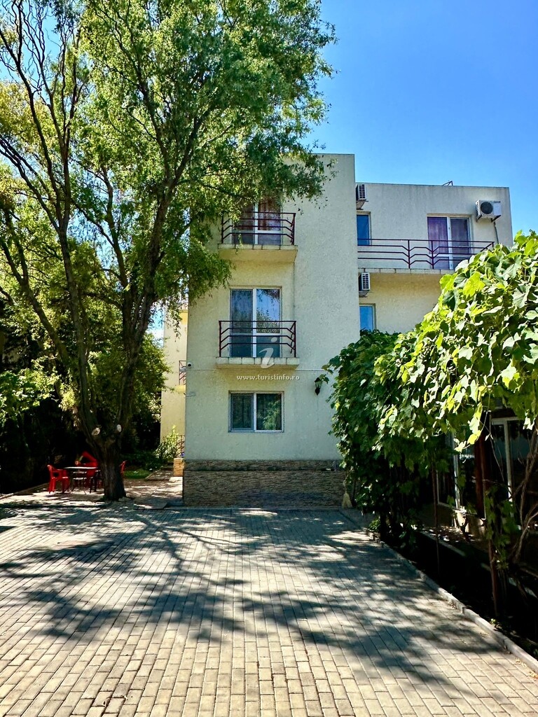 Camere de închiriat Luna Marina