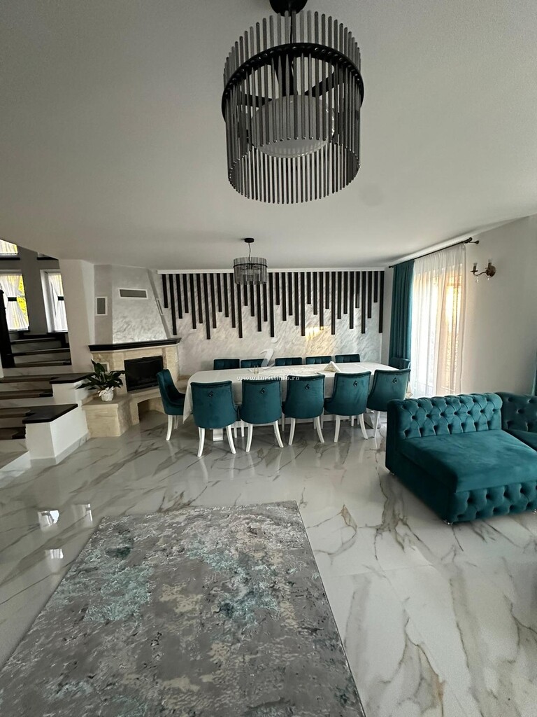 Camere de închiriat sub Dumbravă
