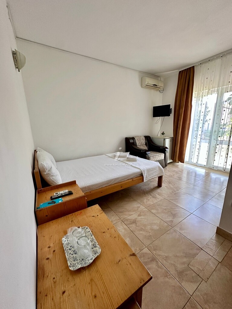 Camere de închiriat Luna Marina