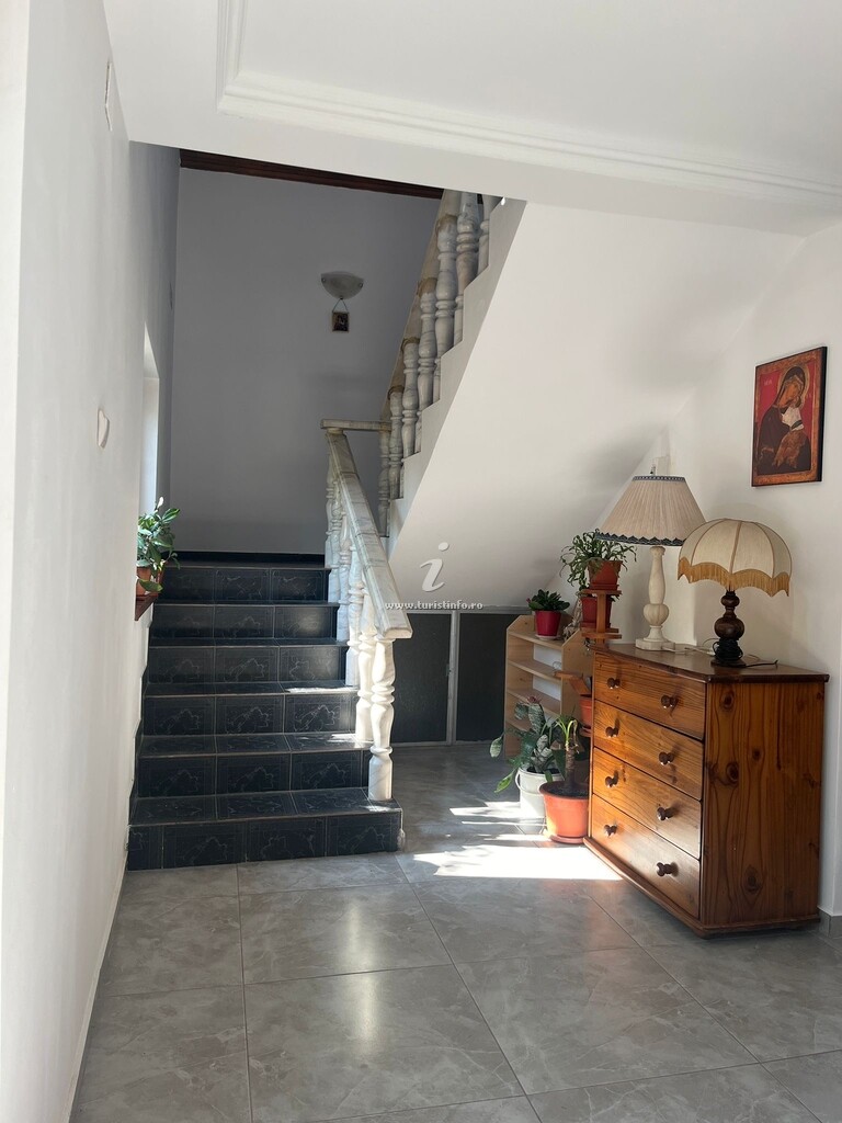 Casa Dina