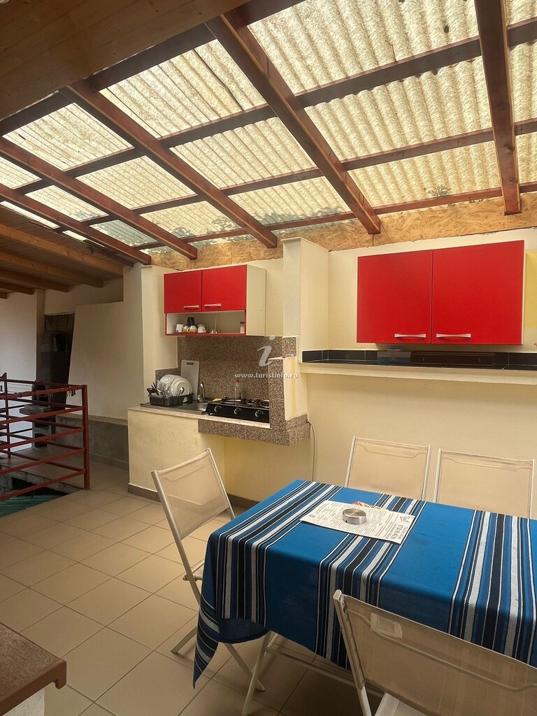 Casa Dina
