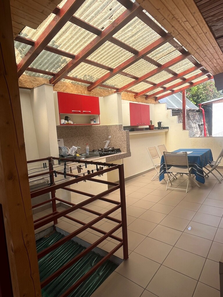 Casa Dina
