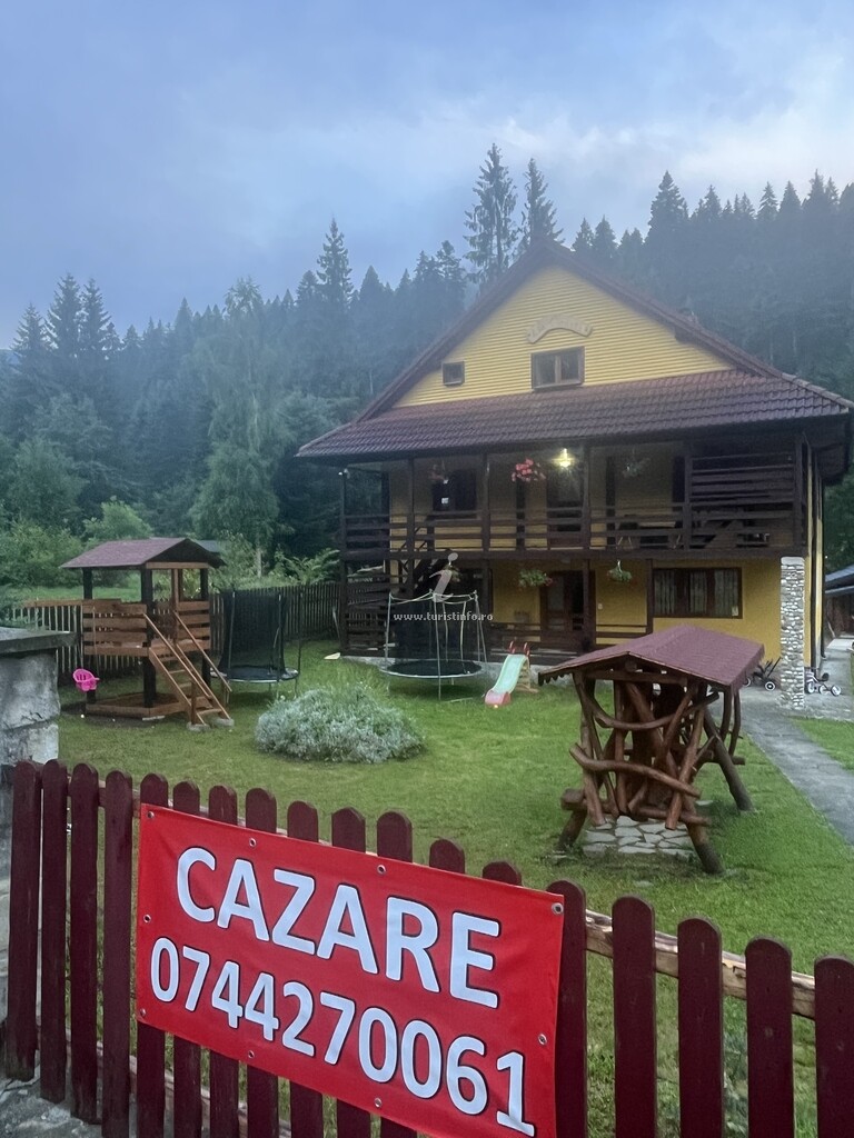 Camere de închiriat Lia Ciocîrlia