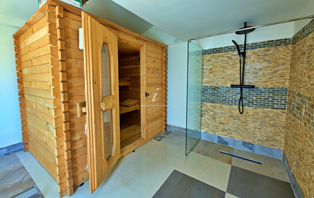 Cabana La Costică Vânătoru