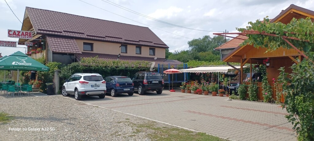 Pensiunea La Grătar `Hanul Ardealului`