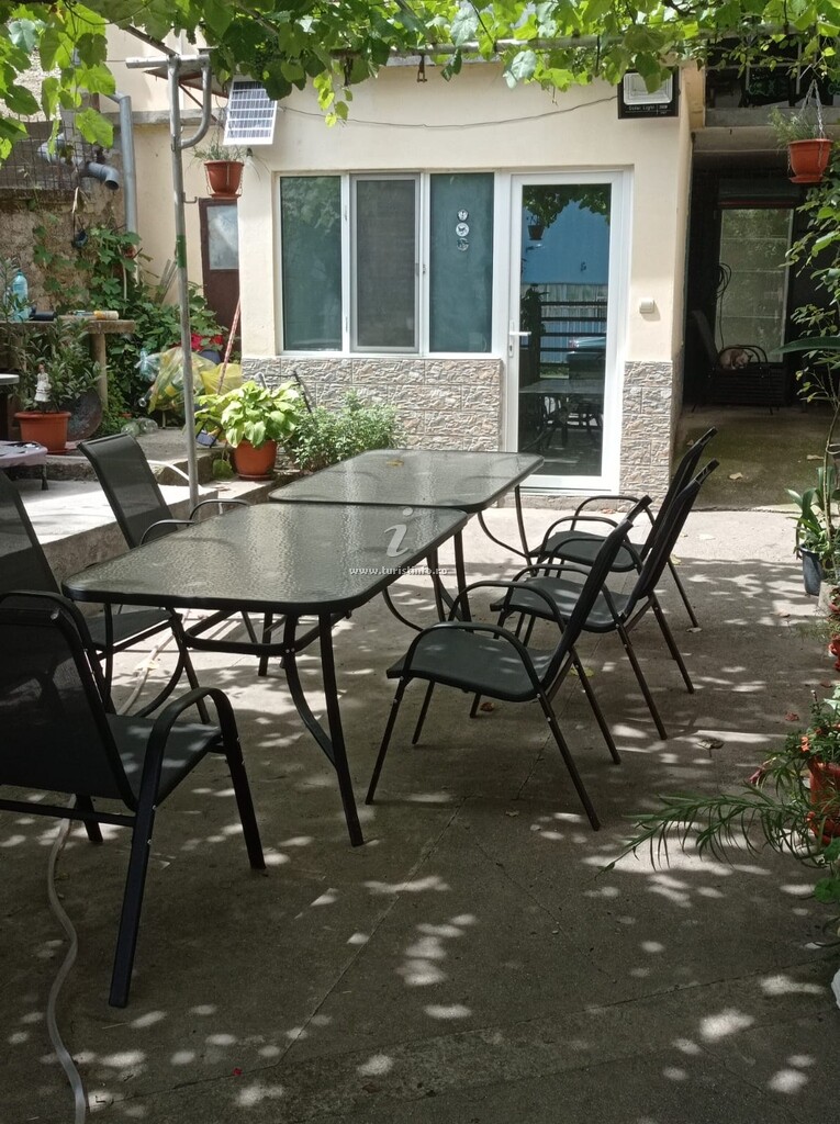Casa Dina