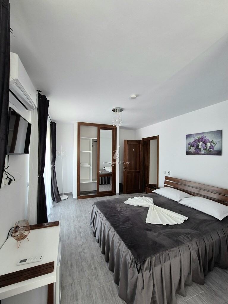 Casa Larisa