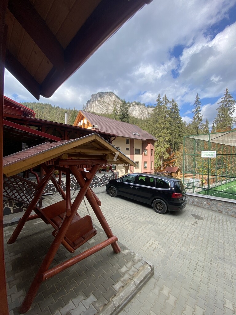 Pensiunea Casa Izvor