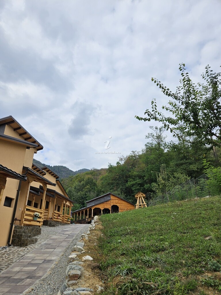 Pensiunea la Temelie