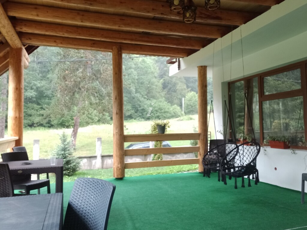 Pensiunea Inima Munților