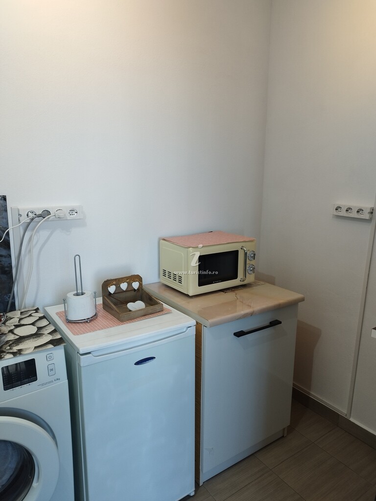 Camere de închiriat Edmond