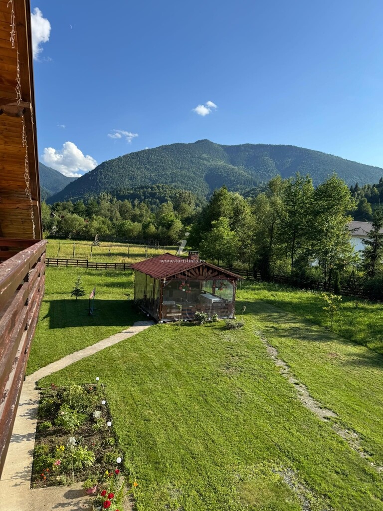Pensiunea Floare de Colț
