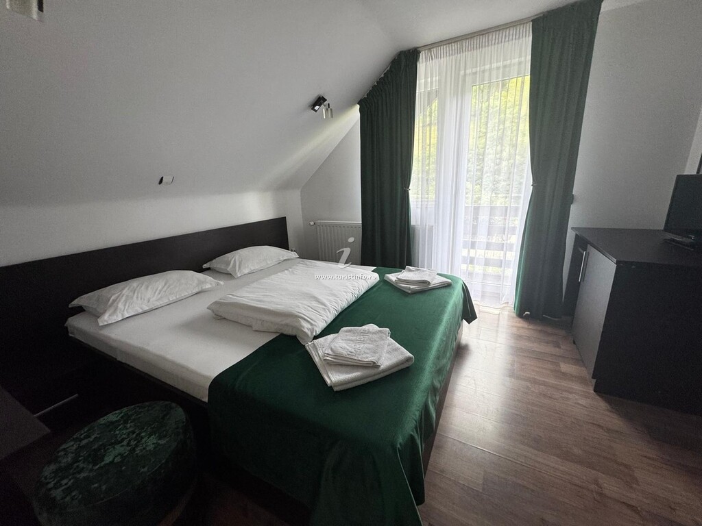Camere de închiriat Paula