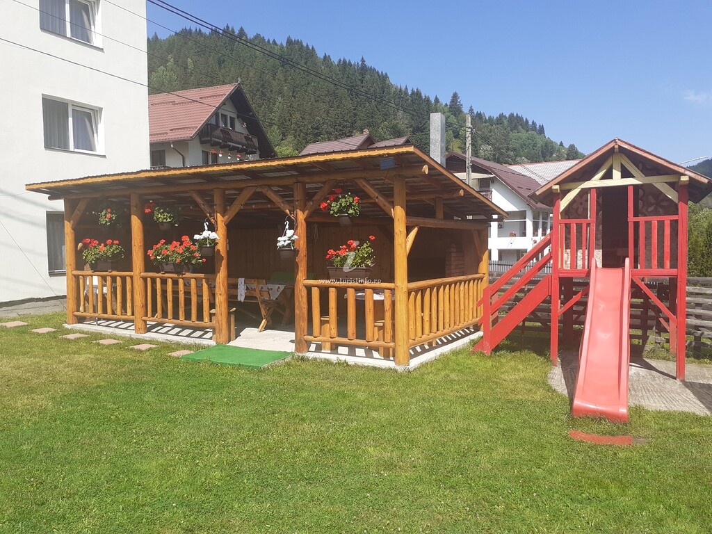 Vila Muguraș de Primăvară