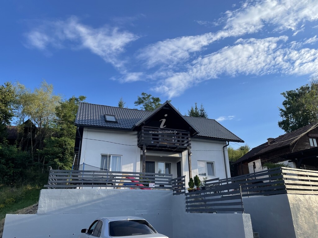 Casa de vacanță House 33