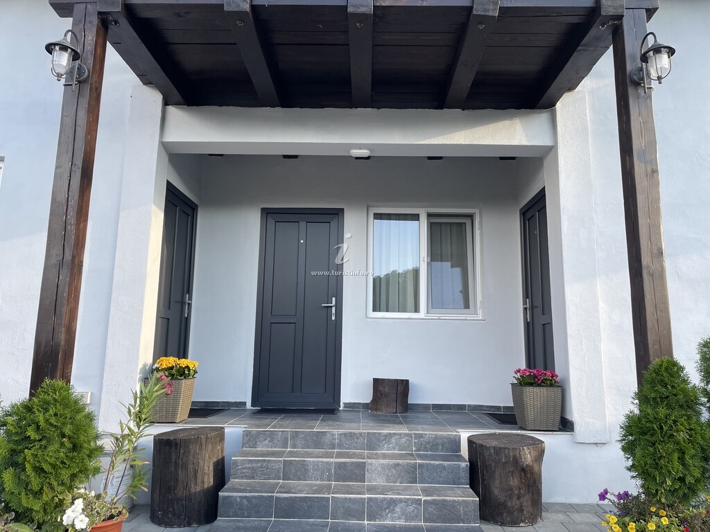 Casa de vacanță House 33