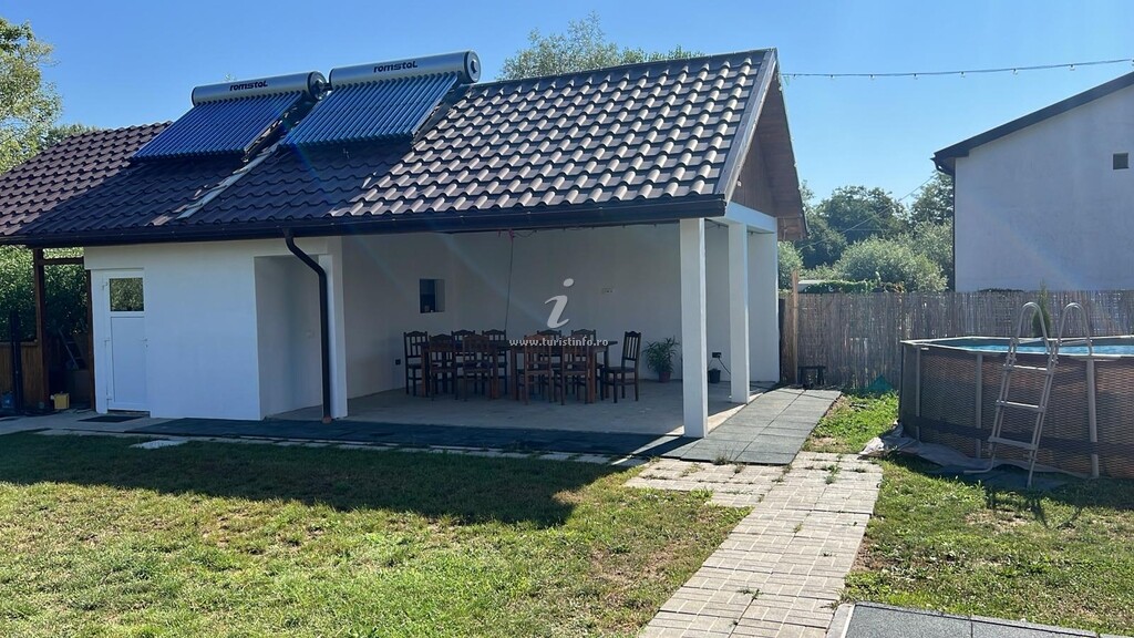 Camere de închiriat La Luca