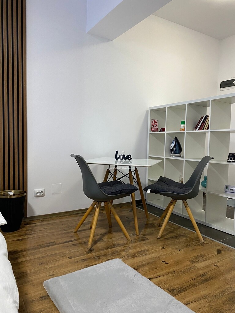 Studio Central