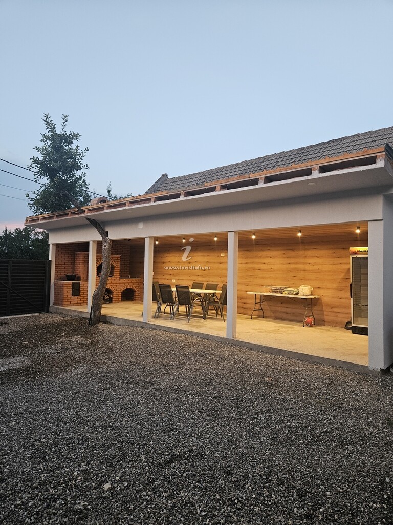 Casa de vacanță V-House