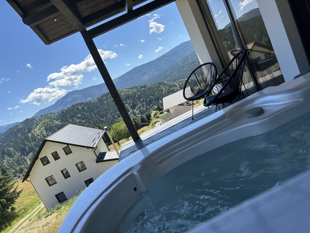 Cabana Cuibul lui Răzvan