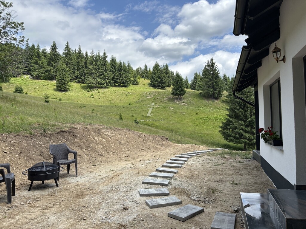 Cabana Cuibul lui Răzvan