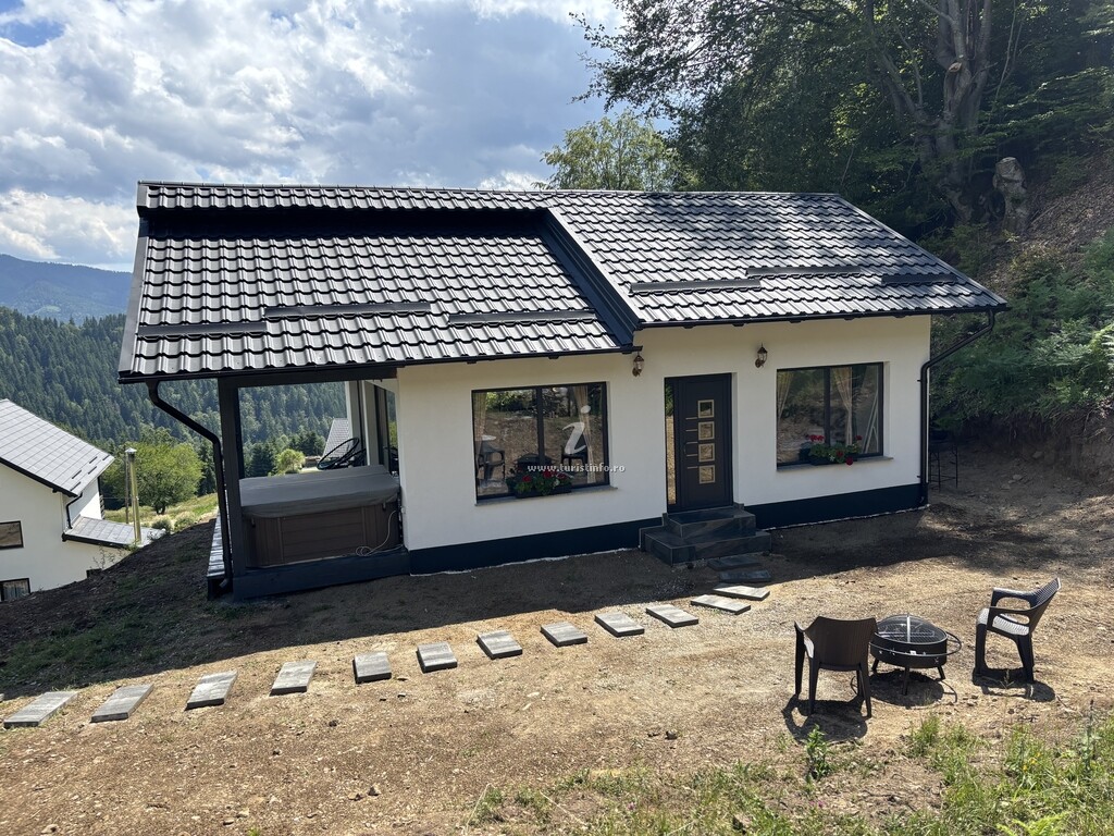 Cabana Cuibul lui Răzvan