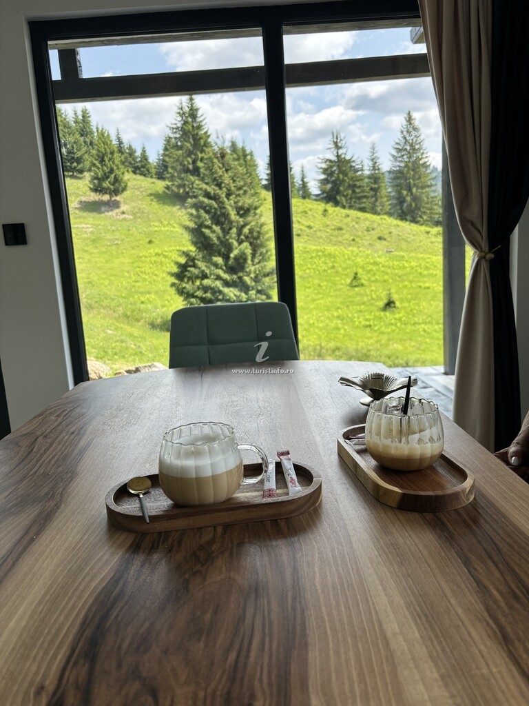 Cabana Cuibul lui Răzvan