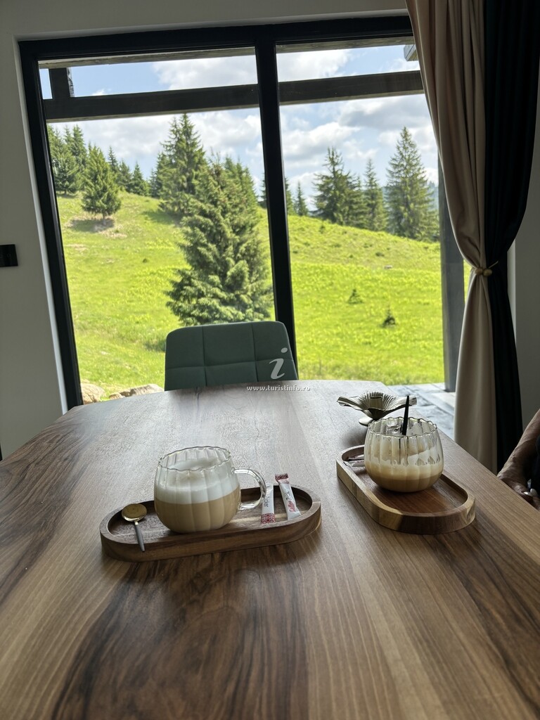 Cabana Cuibul lui Răzvan
