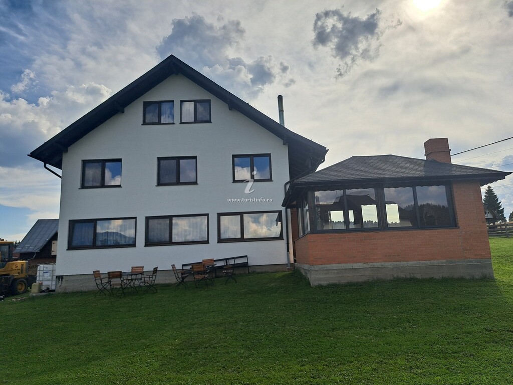 Casa Adiță