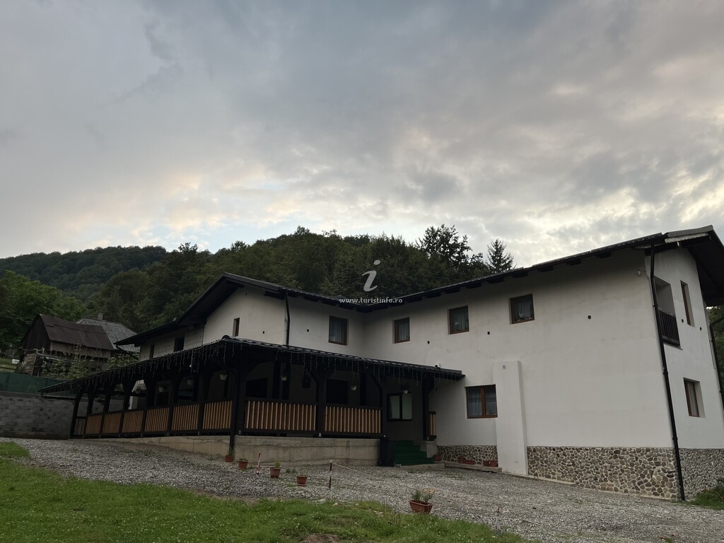 Casa de vacanță Casa Dinu