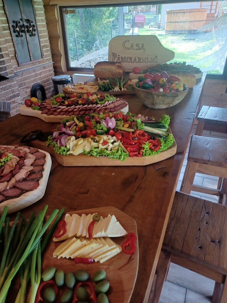 Pensiunea Agroturistică Casa Pădurarului