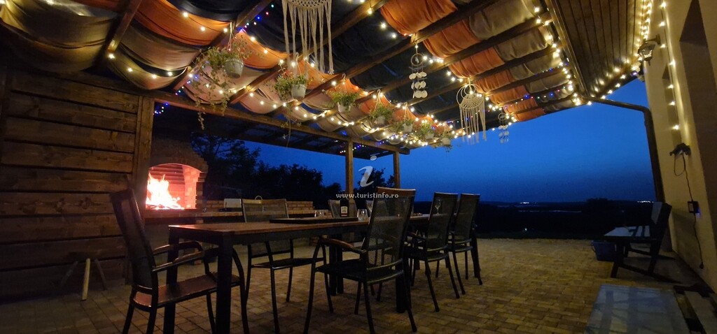 Camere de închiriat Delta Moesia