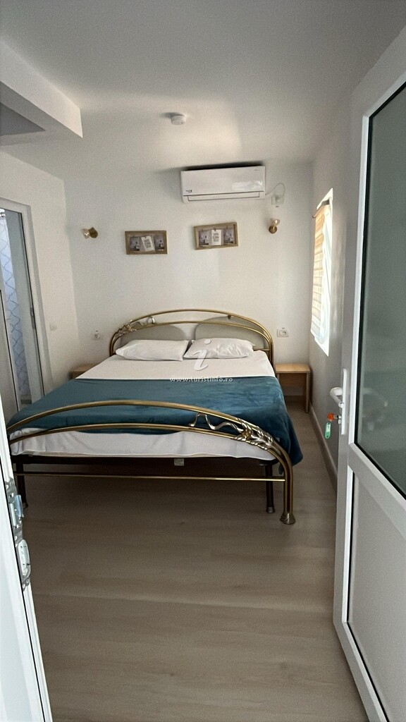 Camere de închiriat Happy House