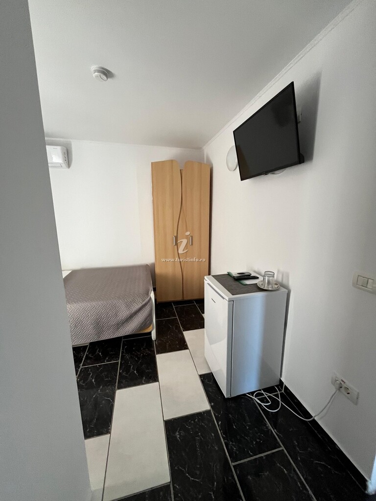 Camere de închiriat Happy House