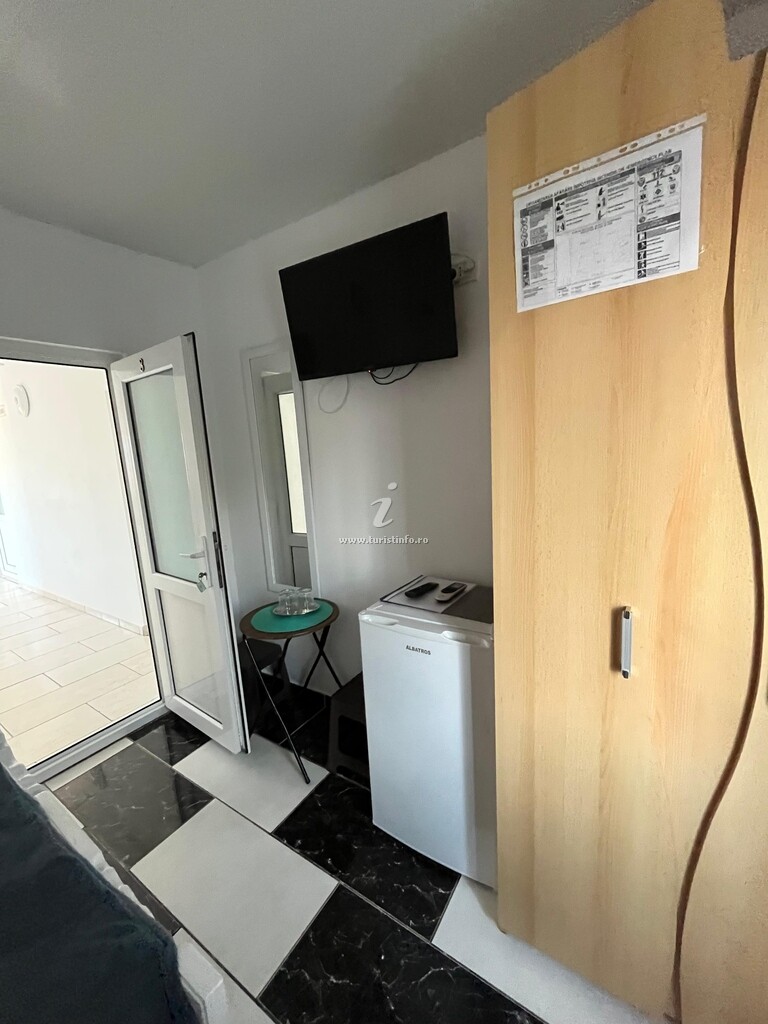 Camere de închiriat Happy House