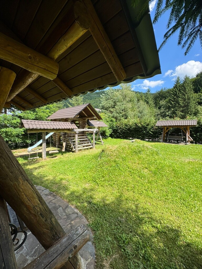 Cabana La Poarta Codrului