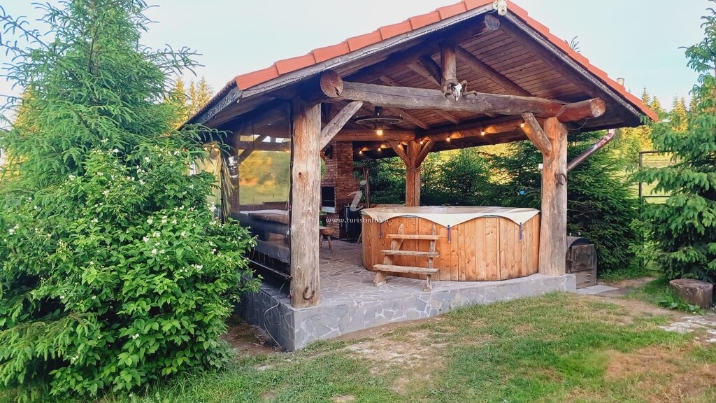 Cabana Trofeul Munților