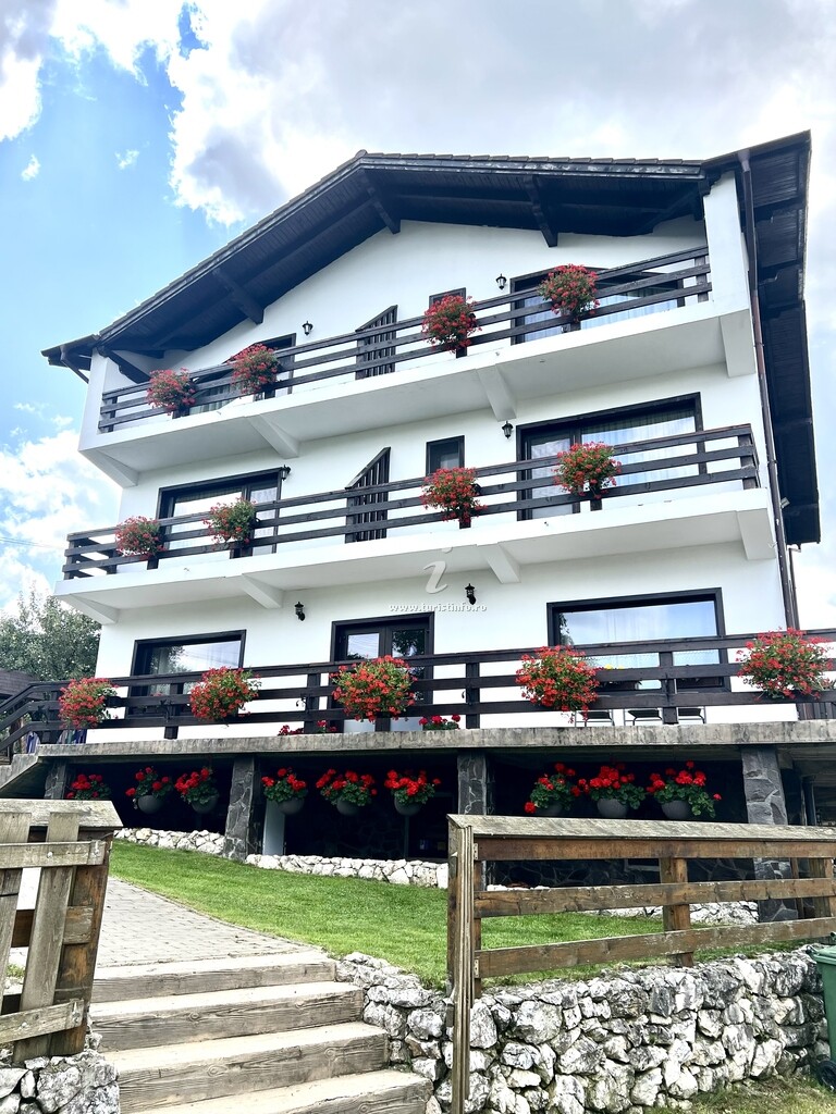 Casa Valea Rece