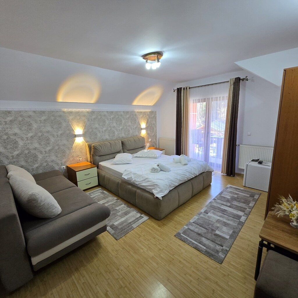 Casa cu Flori