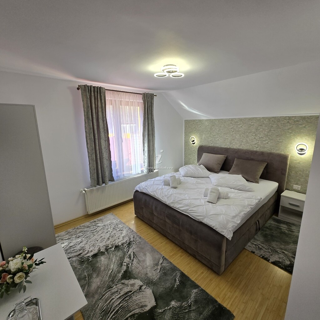 Casa cu Flori