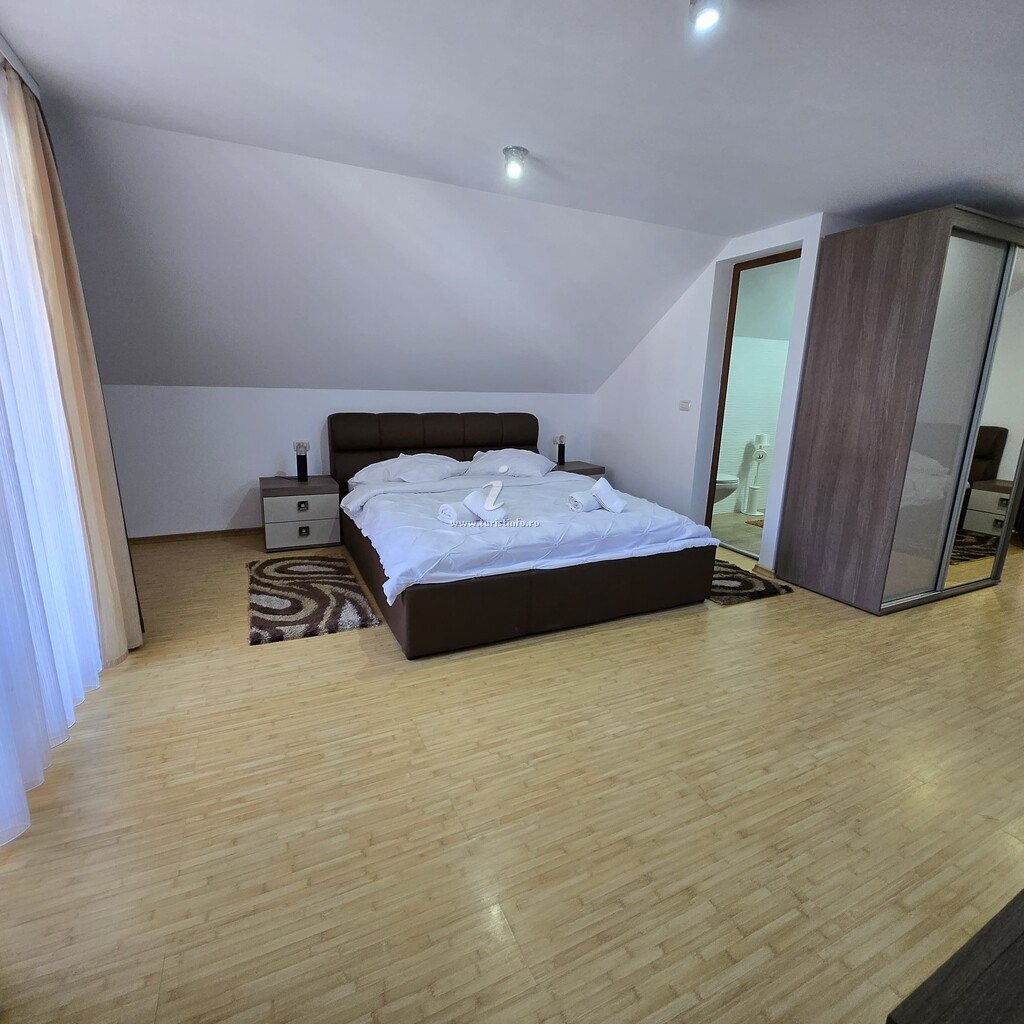 Casa cu Flori