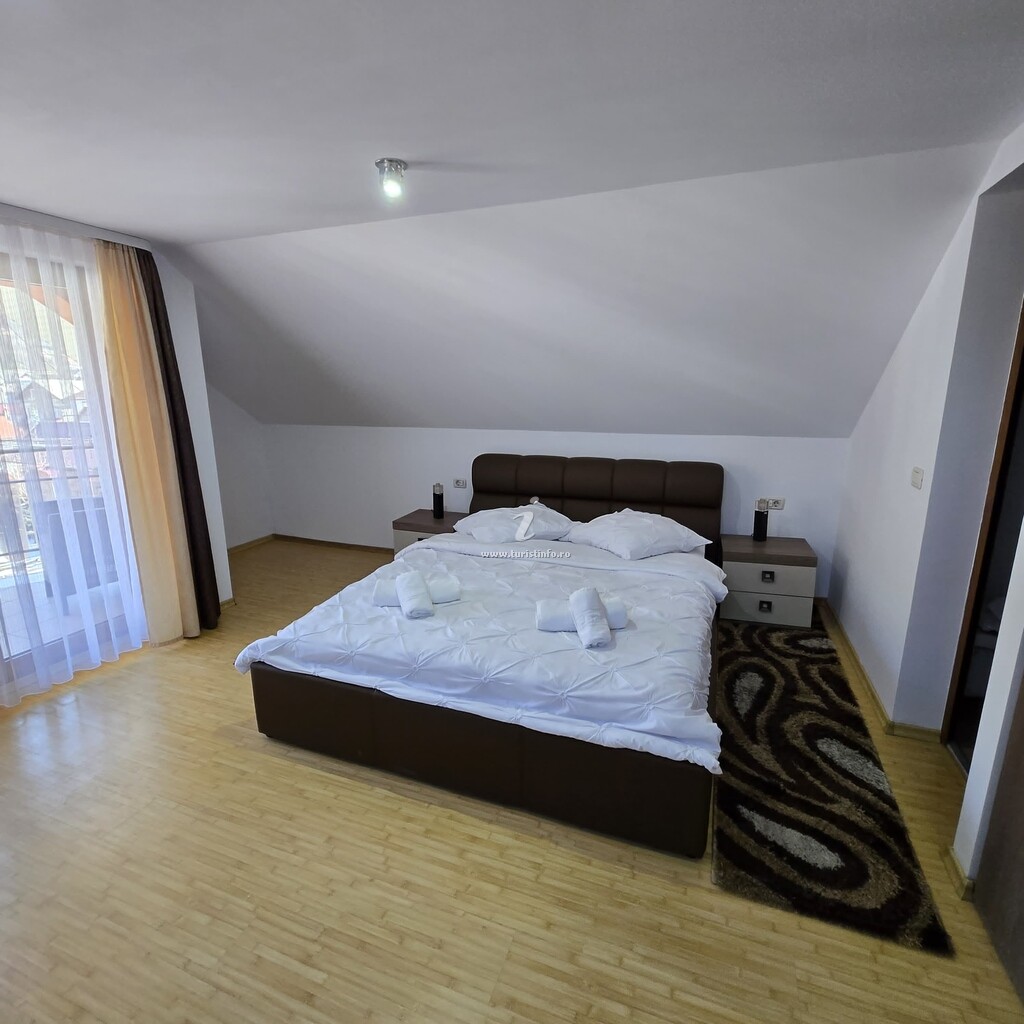 Casa cu Flori