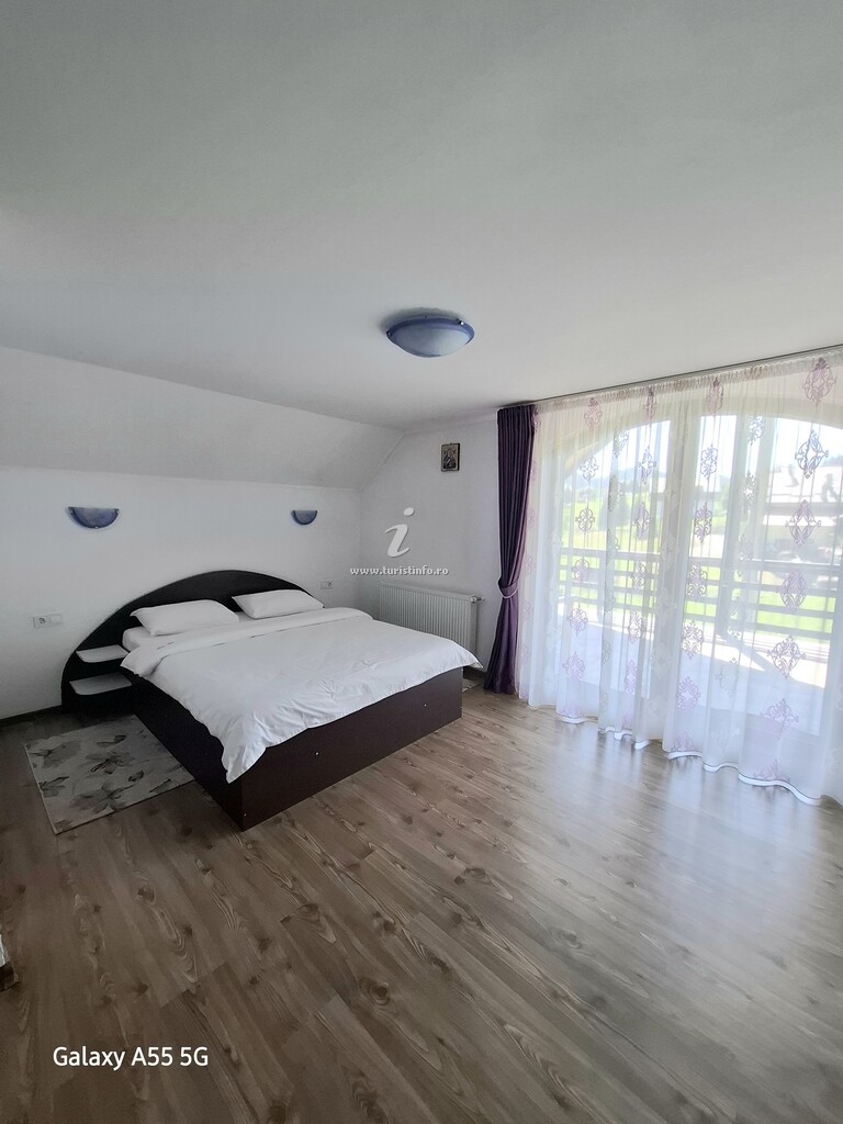 Casa de oaspeți din Șerbești